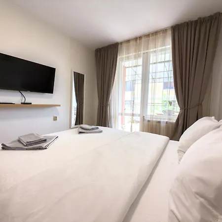Апартаменты Maryland Incl Private Parking Spot *
